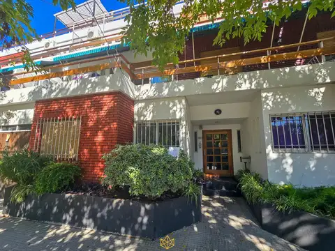 Venta departamento de 2 ambientes en planta baja con patio y cochera en Villa Lugano - Apto crédito