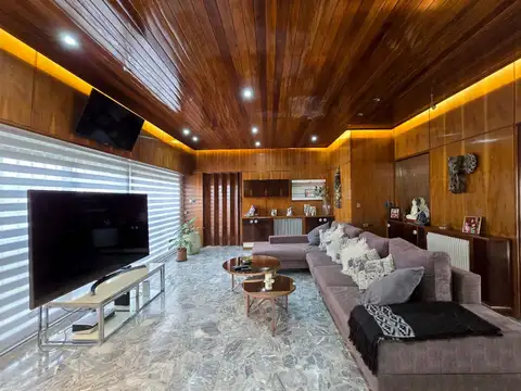 Casa 4 ambientes con 3 baños