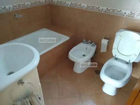 Departamento en Alquiler en Liniers, $ 800.000