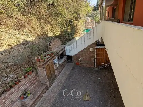 Venta Complejo Turistico De 4 Departamentos Con Vista Panorámica En Las Vertientes, Villa Carlos Paz