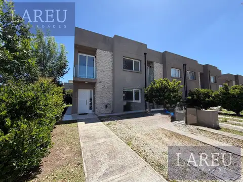 Casa Duplex en lagoon