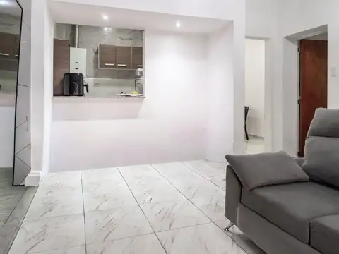 Casa 3 ambientes con 1 baño