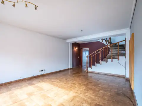 Pedro Lozano 5600, Piso 0