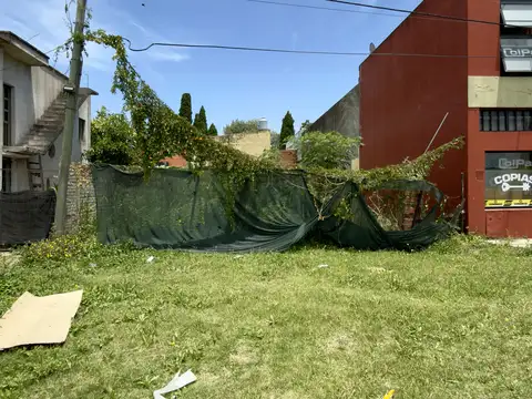 Terreno En Venta, 300 M2, Frente, Sobre Circunvalacion, Ideal Comercial
