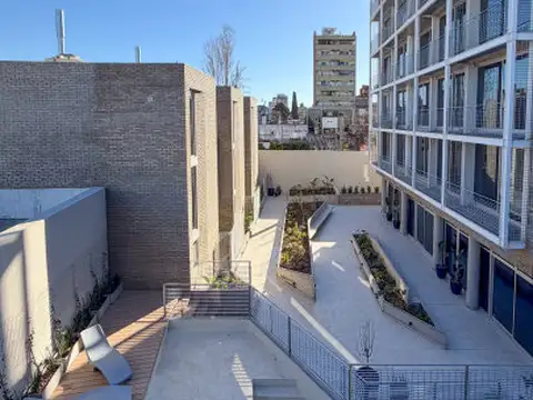 VENTA CASA TRIPLEX - 3 DORM- VIAMONTE 671- COMPLEJO SENTIR