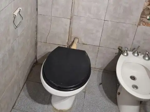 MONOAMBIENTE EN PB VILLA LUZURIAGA