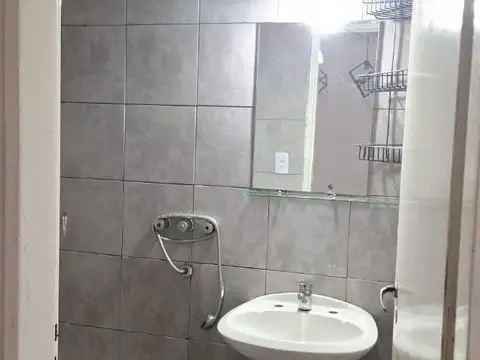 Labarden 2381 , Piso PB