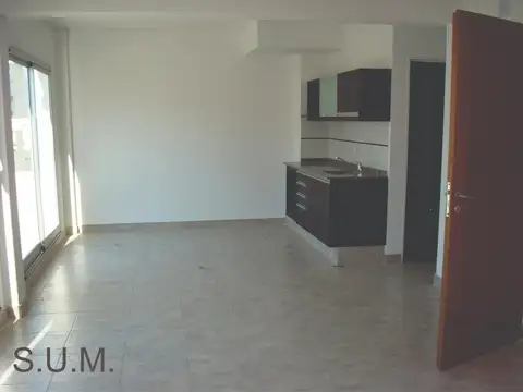 Departamento en Alquiler al Este
