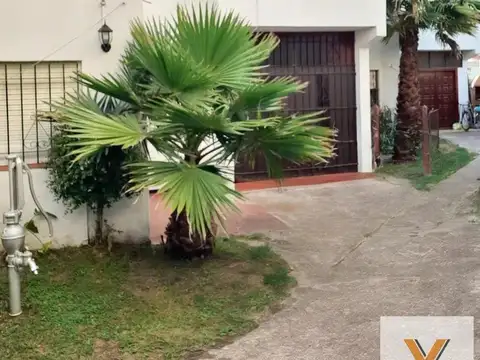 Departamento en venta - 2 Dormitorios 2 Baños - San Clemente del Tuyú