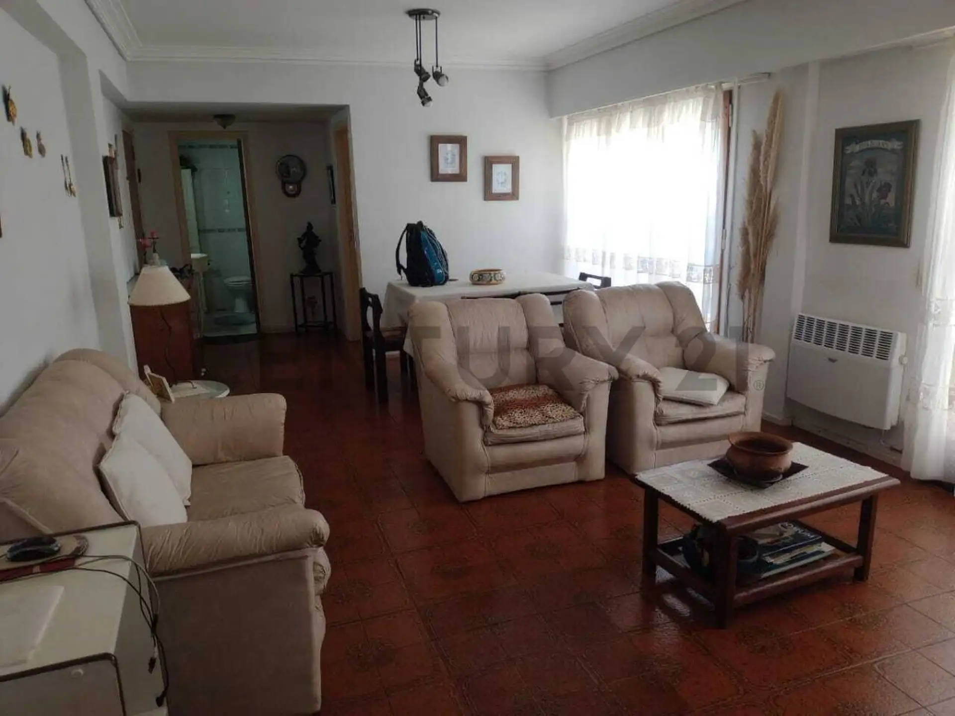 Venta departamento 4 ambientes vista lateral al mar con balcón