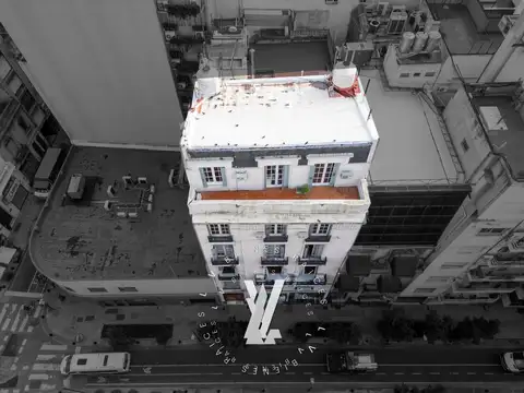 Marcelo T. de Alvear 883