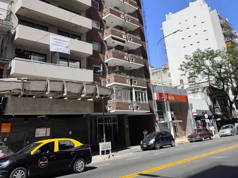 Luis Maria Campos al 1300