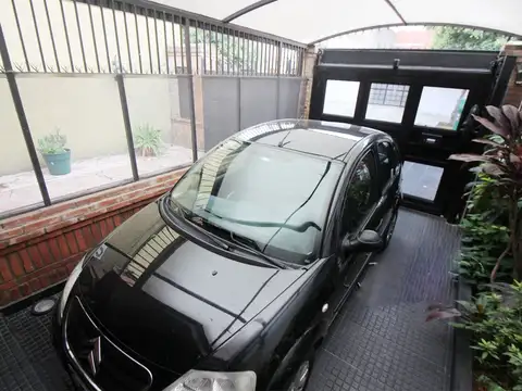 Depto Tipo Casa 4 ambientes con 2 baños