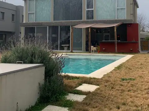 Casa en Venta - 3 dormitorios -