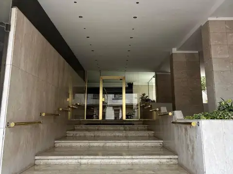 Departamento con cochera en venta