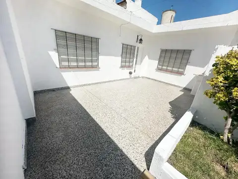 Casa en Venta en Temperley, USD 99.000