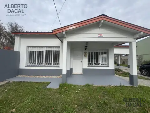 Casa 4 ambientes con 1 baño