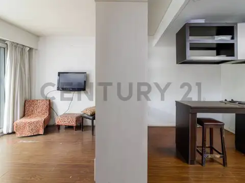 DEPARTAMENTO EN VENTA – MICROCENTRO – AMBIENTE DIVISIBLE CON BALCÓN
