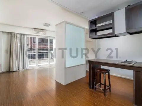 DEPARTAMENTO EN VENTA – MICROCENTRO – AMBIENTE DIVISIBLE CON BALCÓN