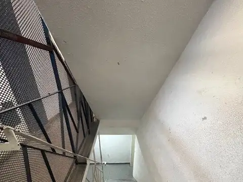 Galpon en Venta 46  mts Fondo