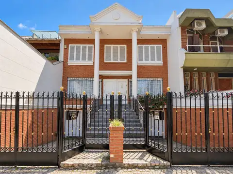 Dúplex en Venta con amplios ambientes y piscina en Melincue al 3800, Villa del Parque