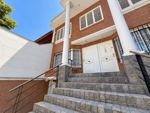 Casa en Venta en Villa del Parque, USD 495.000