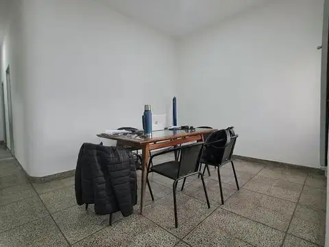 Oficina en Alquiler al Norte