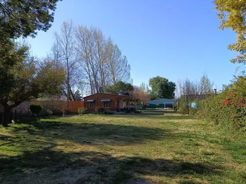 CABAÑA, QUINCHO Y PILETA EN LUNLUNTA, LOTE 1500 m2