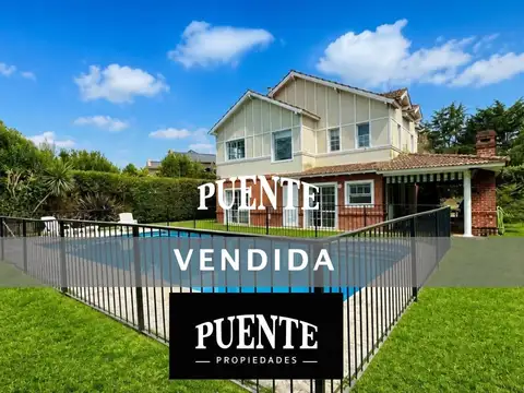 Casa en Venta o Alquiler en Solar del Bosque