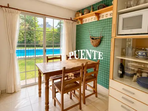 Casa en Venta con 8 cocheras