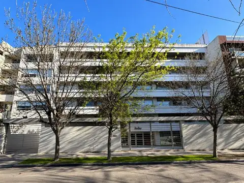 ALQUILER DEPARTAMENTO 3 AMBIENTES COCHERA CASTELAR