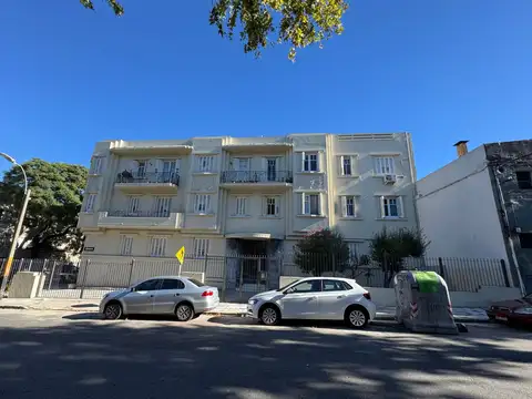 Venta apartamento 3 dormitorios, Cordón Norte.
