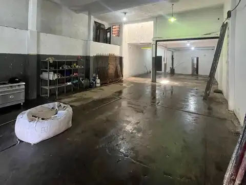 Galpon en Alquiler en Lomas del Millón, $ 1.800.000
