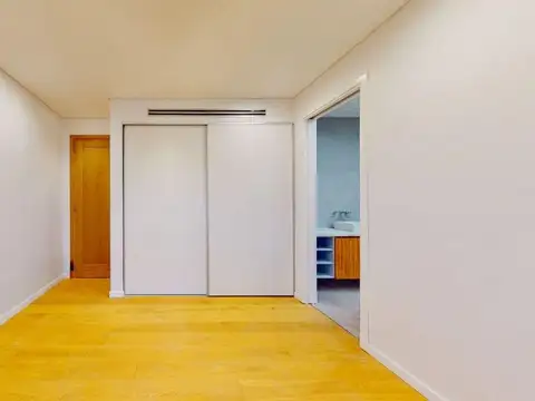 Casa en alquiler - 4 dormitorios 4 baños 190mts2 - Haras del Sur III