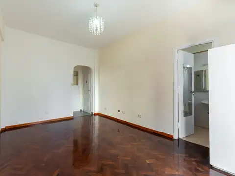 Montevideo 400, Piso 6