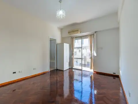 Montevideo 400, Piso 6