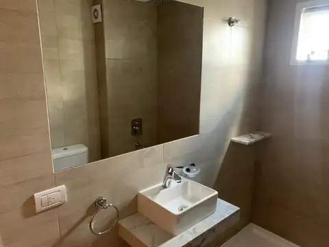 Desaguadero 2200, Piso 4