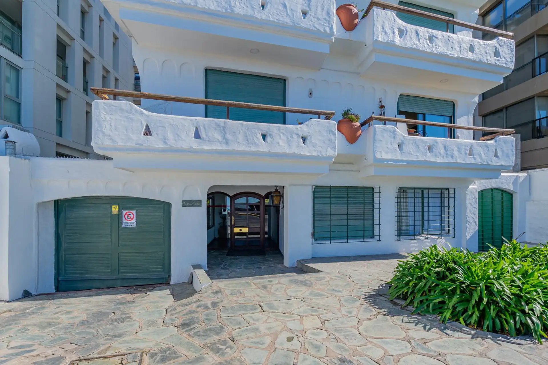 Departamento con vista al mar en Playa Grande.