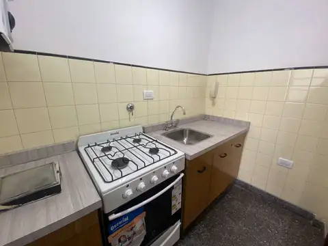 Departamento - Alquiler - Argentina, La Matanza - Av. Rivadavia 14340