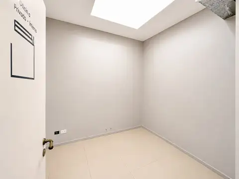Oficina en Venta 50 años