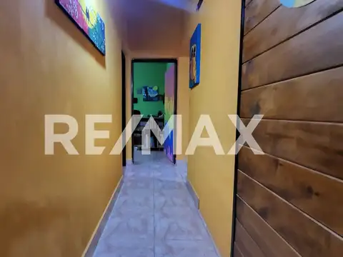 Casa 5 ambientes con 2 baños
