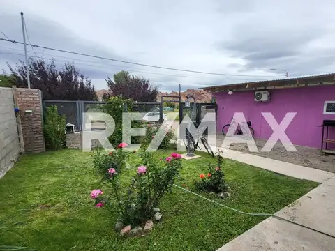 VENTA CASA 3 DORMITORIOS + DEPARTAMENTO