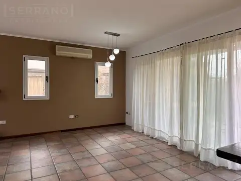 Casa 7 ambientes con 3 baños