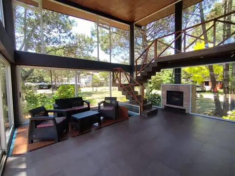 Casa 3 ambientes con 2 baños