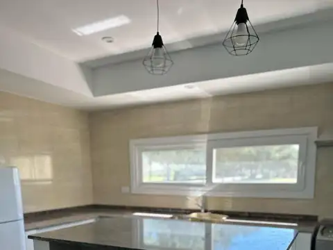 Casa en Alquiler de 3 dormitorios