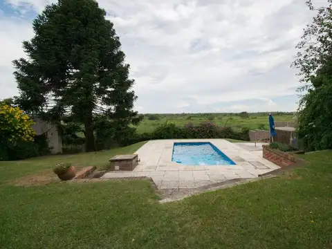 Casa 6 ambientes con 3 baños