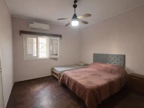 Casa 5 ambientes con 1 baño