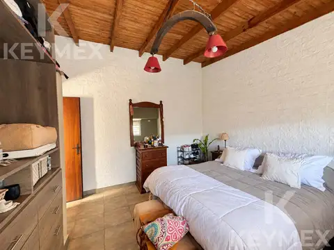 Casa 3 dormitorios con cochera en venta - La Plata