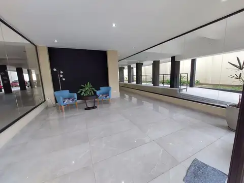 Departamento Monoambiente c/ cochera-Venta- ituzaingo