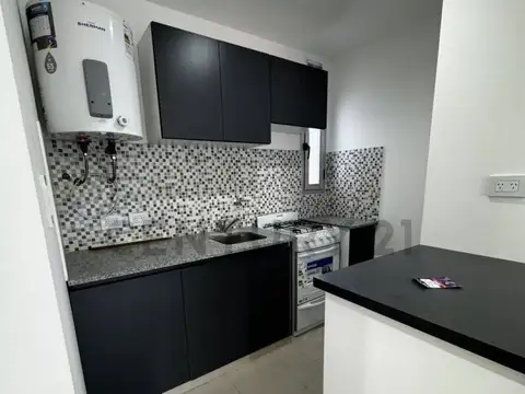 38 e/ 3 y 4 400, Piso 0